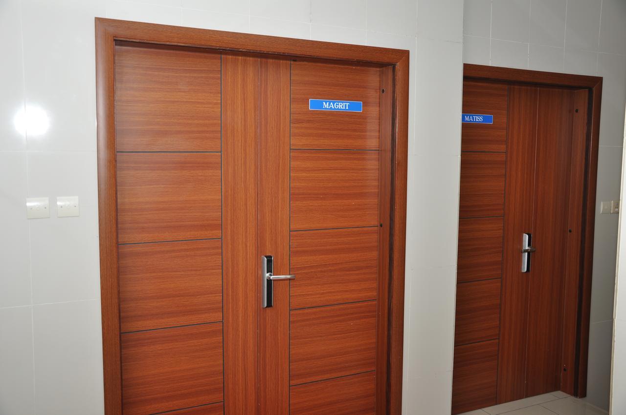 Rosalie'S Suites Lomé Extérieur photo